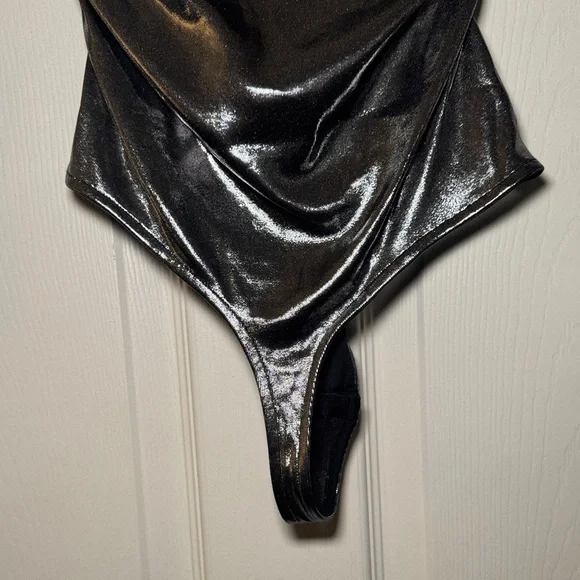 H&M Metallic Silver Long Sleeve Jumpsuit - Picture 9 of 10